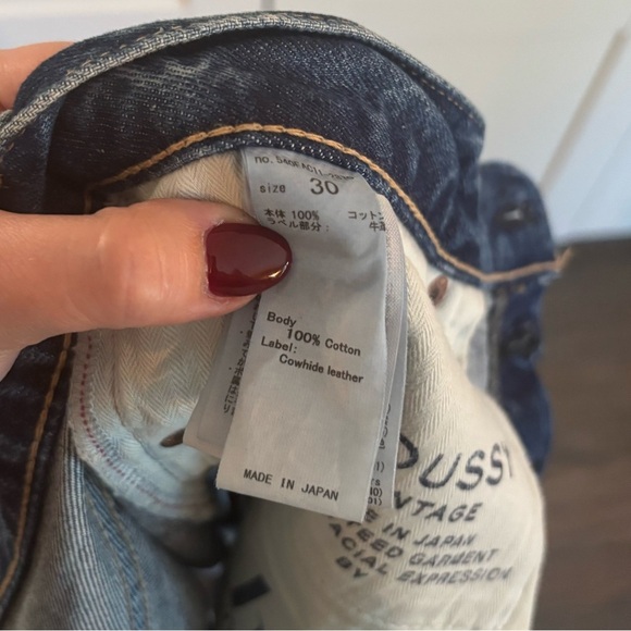 Moussy Vintage Jeans with Distressed Hem, Size 30 - Picture 4 of 5